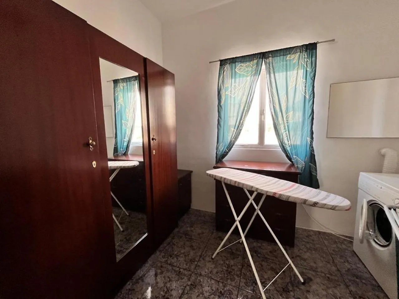 2 Bedroom Appartment Birzebbugia Birzebbuga Malta